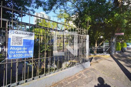 Apartamento para alugar com 64m², 2 quartos e 1 vagaFachada