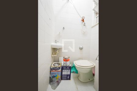 Apartamento à venda com 76m², 2 quartos e 1 vagaBanheiro de Serviço