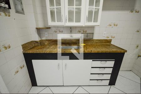 Apartamento à venda com 76m², 2 quartos e 1 vagaCozinha