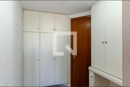 Apartamento à venda com 127m², 2 quartos e 2 vagasQuarto de Serviço