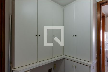 Apartamento à venda com 127m², 2 quartos e 2 vagasQuarto de Serviço