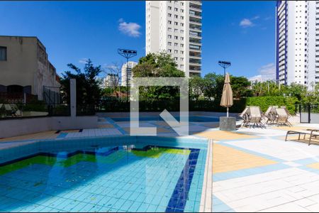 Apartamento à venda com 127m², 2 quartos e 2 vagasÁrea comum - Piscina