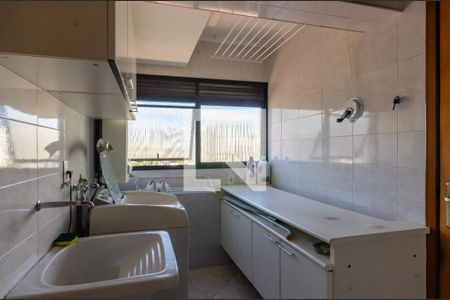 Apartamento à venda com 127m², 2 quartos e 2 vagasÁrea de Serviço