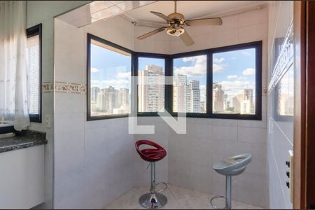 Apartamento à venda com 127m², 2 quartos e 2 vagasCozinha