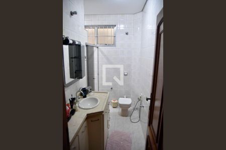 Casa à venda com 533m², 4 quartos e 4 vagasBanheiro 2