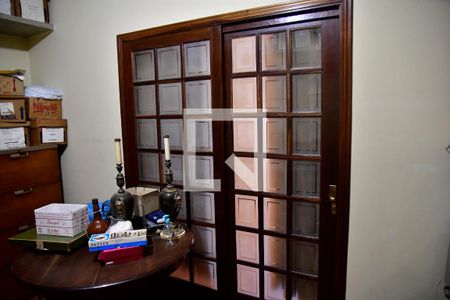 Casa à venda com 533m², 4 quartos e 4 vagasQuarto 1