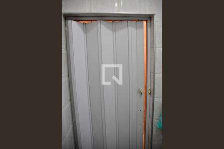 Casa à venda com 533m², 4 quartos e 4 vagasBanheiro 1