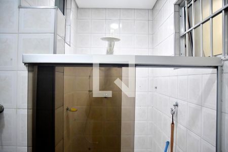 Casa à venda com 533m², 4 quartos e 4 vagasBanheiro 2