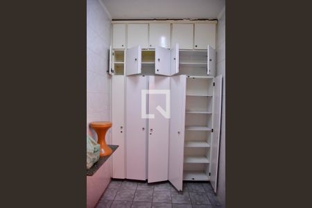 Casa à venda com 533m², 4 quartos e 4 vagasCozinha