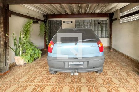 Casa à venda com 167m², 3 quartos e 2 vagasGaragem