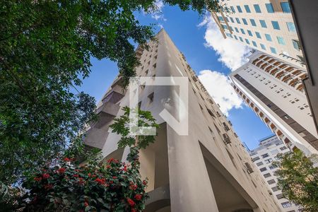 Apartamento à venda com 100m², 2 quartos e 1 vagaFachada