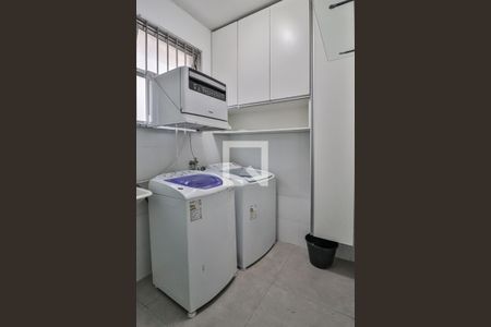 Apartamento para alugar com 105m², 3 quartos e 1 vagaÁrea de Serviço