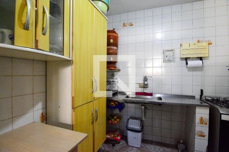 Casa para alugar com 402m², 6 quartos e 3 vagasCozinha 