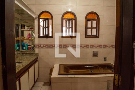 Casa à venda com 174m², 3 quartos e 2 vagasBanheiro da Suíte 