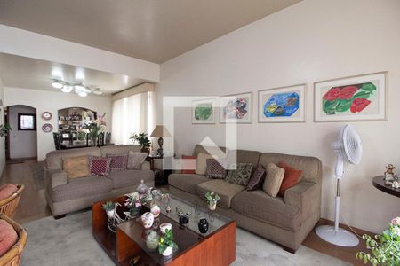 Sala de apartamento para alugar com 6 quartos, 370m² em Higienópolis, São Paulo