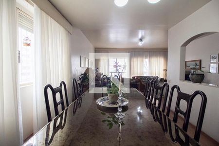 Sala de apartamento para alugar com 6 quartos, 370m² em Higienópolis, São Paulo