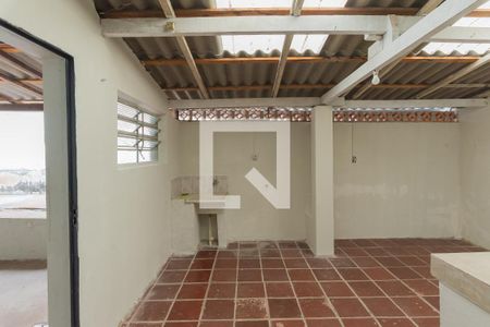 Casa à venda com 60m², 2 quartos e 1 vaga Casa à venda com 60m², 2 quartos e 1 vagaÁrea de Serviço