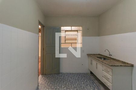 Casa à venda com 60m², 2 quartos e 1 vaga Casa à venda com 60m², 2 quartos e 1 vagaCozinha