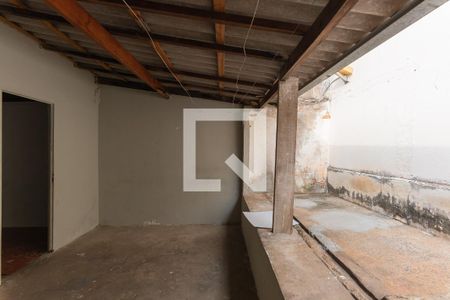 Casa à venda com 60m², 2 quartos e 1 vaga Casa à venda com 60m², 2 quartos e 1 vagaQuintal