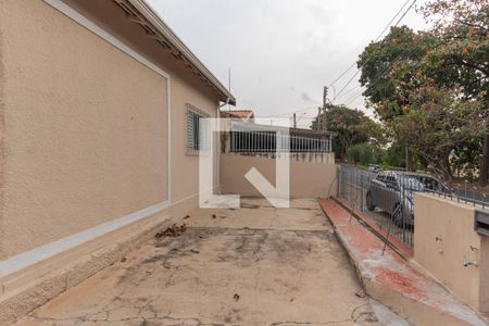Casa à venda com 60m², 2 quartos e 1 vaga Casa à venda com 60m², 2 quartos e 1 vagaQuintal