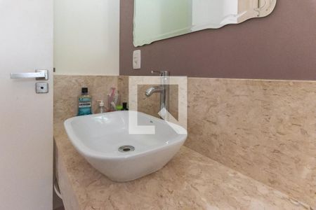 Casa de condomínio à venda com 255m², 3 quartos e 4 vagasBanheiro da Suíte 3