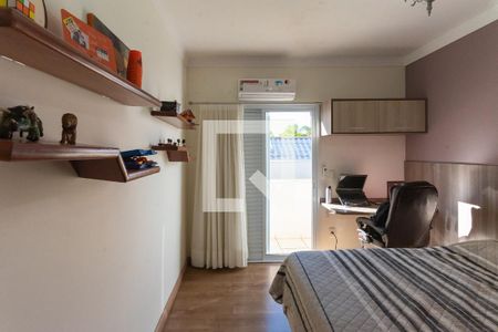 Casa de condomínio à venda com 255m², 3 quartos e 4 vagasSuíte 3