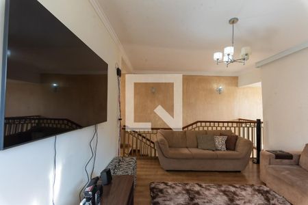 Casa de condomínio à venda com 255m², 3 quartos e 4 vagasSala de TV