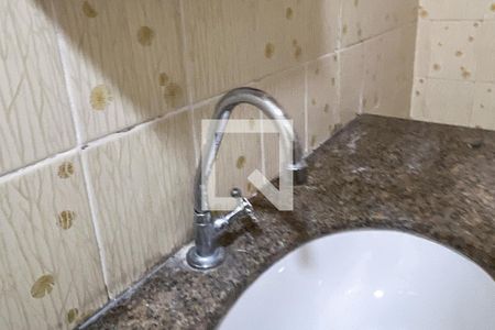 Casa para alugar com 330m², 4 quartos e 7 vagasBanheiro de Serviço