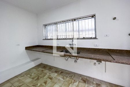 Casa para alugar com 330m², 4 quartos e 7 vagasCozinha