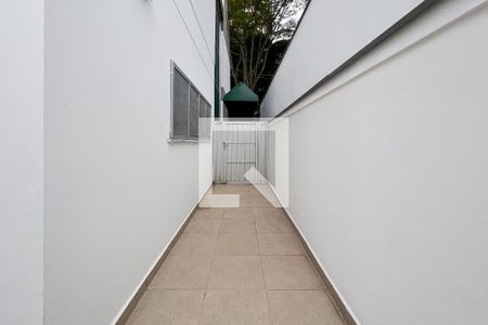 Casa para alugar com 330m², 4 quartos e 7 vagasCorredor