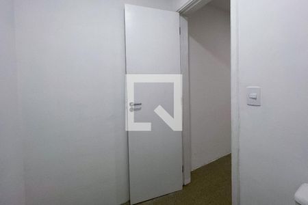 Casa para alugar com 330m², 4 quartos e 7 vagasBanheiro de Serviço