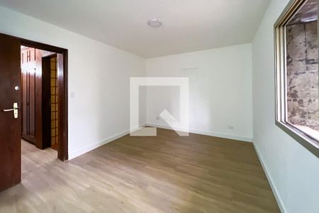 Casa para alugar com 330m², 4 quartos e 7 vagasSuíte