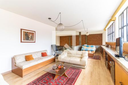 Sala de TV de casa à venda com 3 quartos, 433m² em Jardim Santa Helena, São Paulo