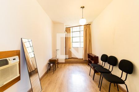 Casa à venda com 433m², 3 quartos e 5 vagas Casa à venda com 433m², 3 quartos e 5 vagasSuíte 1