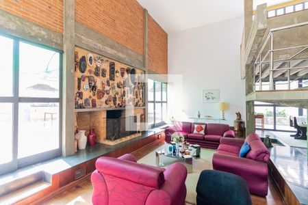 Sala de Estar de casa à venda com 3 quartos, 433m² em Jardim Santa Helena, São Paulo