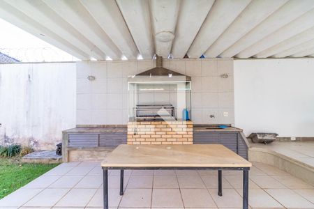 Casa à venda com 433m², 3 quartos e 5 vagas Casa à venda com 433m², 3 quartos e 5 vagasQuintal - Churrasqueira