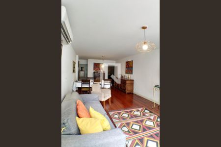 Sala de apartamento para alugar com 4 quartos, 150m² em Icaraí, Niterói