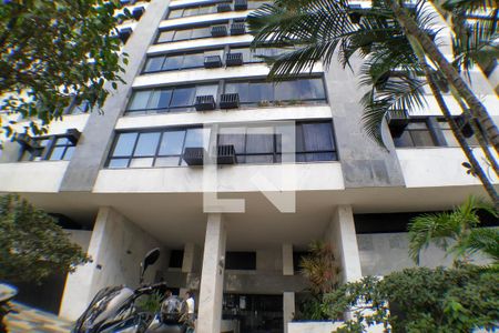 Fachada de apartamento para alugar com 4 quartos, 150m² em Icaraí, Niterói