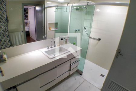 Apartamento para alugar com 150m², 4 quartos e 1 vaga Apartamento para alugar com 150m², 4 quartos e 1 vagaBanheiro da Suíte