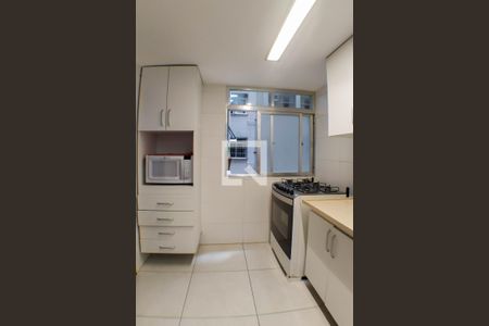 Apartamento para alugar com 150m², 4 quartos e 1 vaga Apartamento para alugar com 150m², 4 quartos e 1 vagaCozinha
