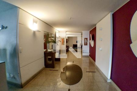 Apartamento para alugar com 150m², 4 quartos e 1 vaga Apartamento para alugar com 150m², 4 quartos e 1 vagaHall
