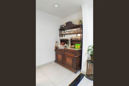 Apartamento para alugar com 150m², 4 quartos e 1 vaga Apartamento para alugar com 150m², 4 quartos e 1 vagaÁrea de Serviço
