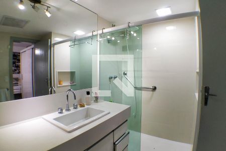 Apartamento para alugar com 150m², 4 quartos e 1 vaga Apartamento para alugar com 150m², 4 quartos e 1 vagaBanheiro da Suíte