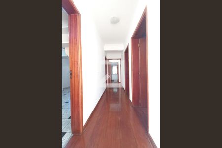 Corredor de apartamento à venda com 3 quartos, 102m² em São Bernardo, Campinas