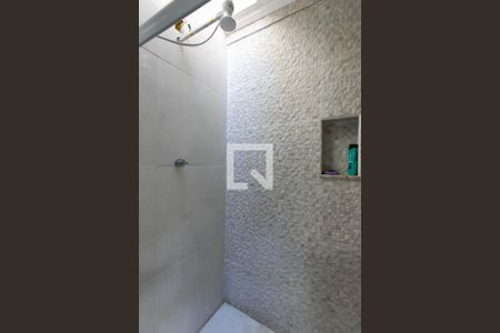 Casa para alugar com 285m², 3 quartos e 6 vagasBanheiro da Suíte 1 