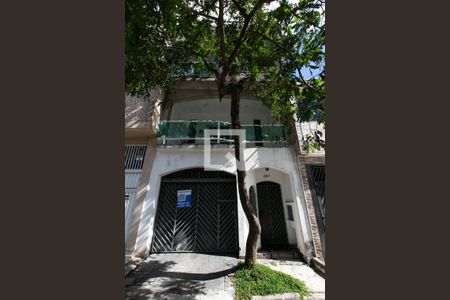 Casa para alugar com 285m², 3 quartos e 6 vagasFachada 