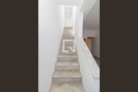 Studio para alugar com 40m², 1 quarto e sem vagaEscada