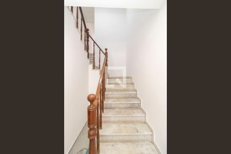 Studio para alugar com 40m², 1 quarto e sem vagaEscada - Hall de Entrada