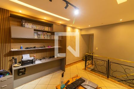 Escritório de casa à venda com 2 quartos, 400m² em Vila Rio Branco, São Paulo