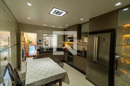 Cozinha de casa à venda com 2 quartos, 400m² em Vila Rio Branco, São Paulo